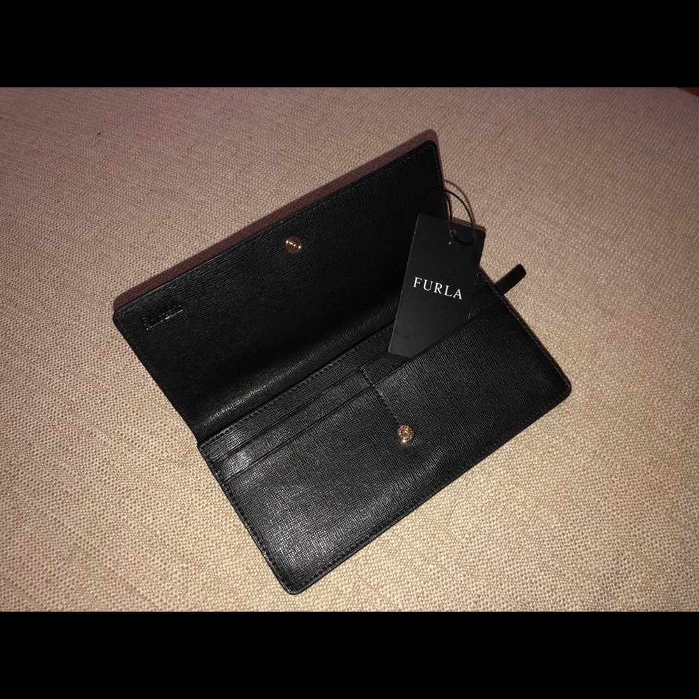 Furla Onyx Wallet - Picture 3 of 3